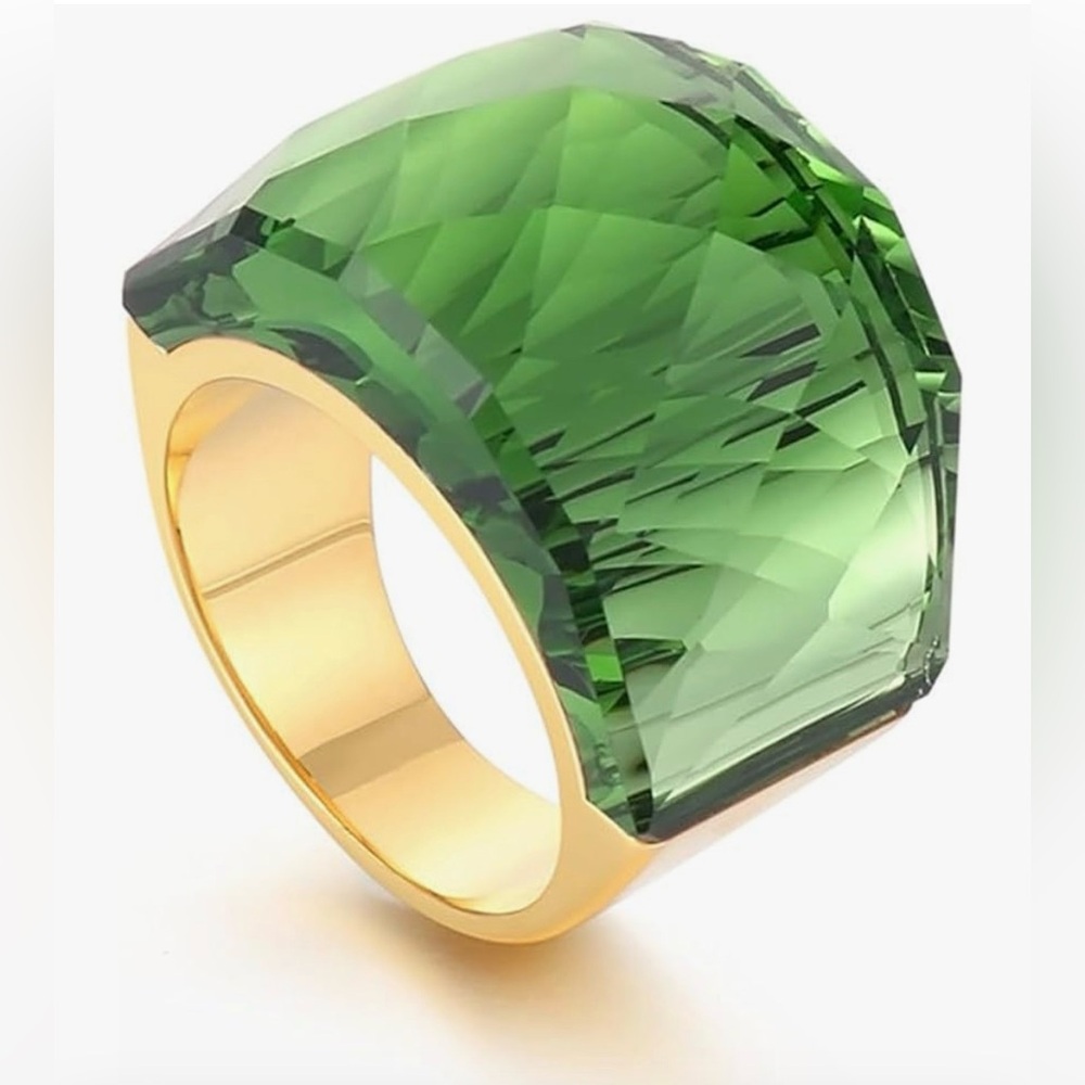 Emerald Glass - Statement Ring - Picture 1 of 3